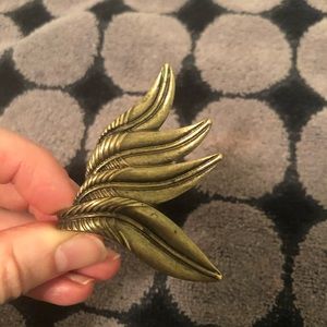 Vintage gold feather ring